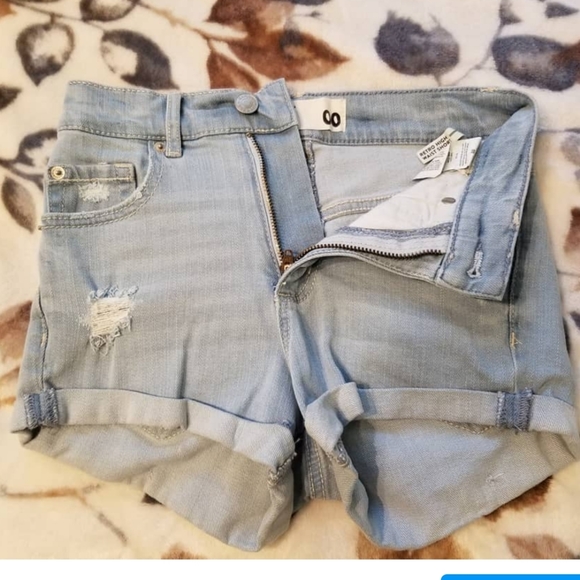 3/$30 High Rise Retro Shorts - Picture 2 of 7